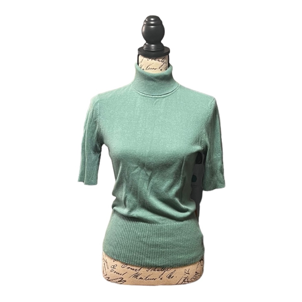Y2K BCBGMAXAZRIA Silk, Cashmere Short Sleeve Turtleneck Sweater